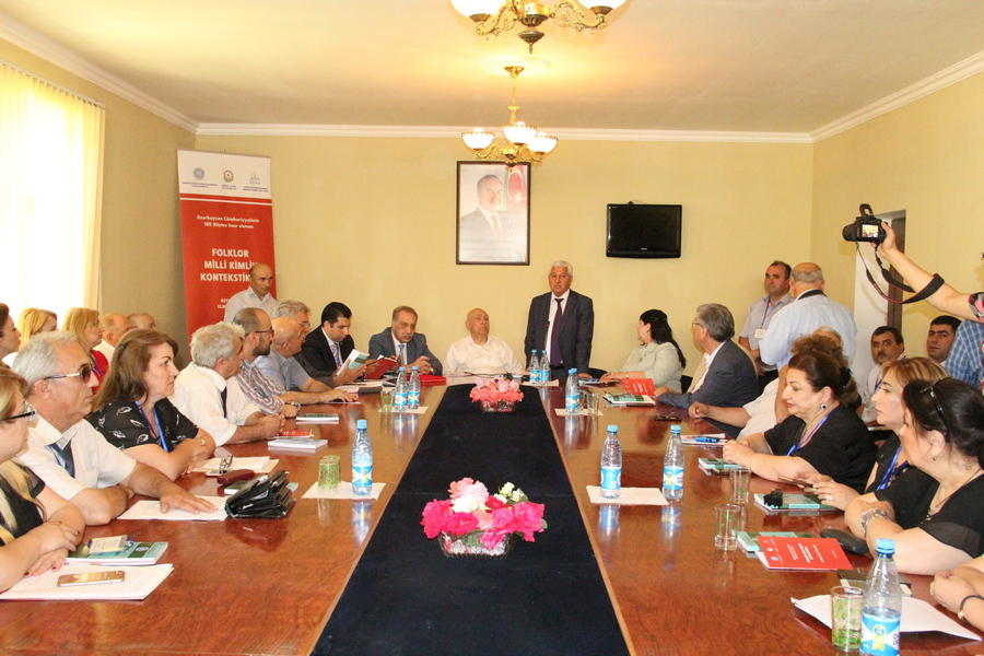 Lahıcda “Folklor milli kimlik kontekstində” mövzusunda beynəlxalq elmi konfrans keçirilib (FOTO)