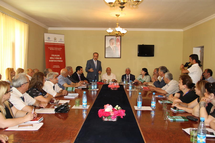 Lahıcda “Folklor milli kimlik kontekstində” mövzusunda beynəlxalq elmi konfrans keçirilib (FOTO)