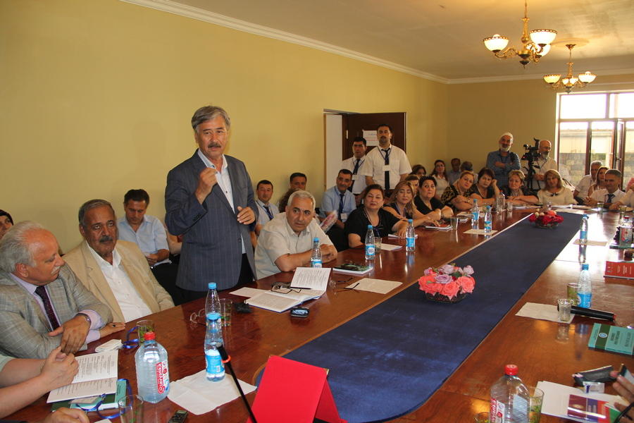 Lahıcda “Folklor milli kimlik kontekstində” mövzusunda beynəlxalq elmi konfrans keçirilib (FOTO)