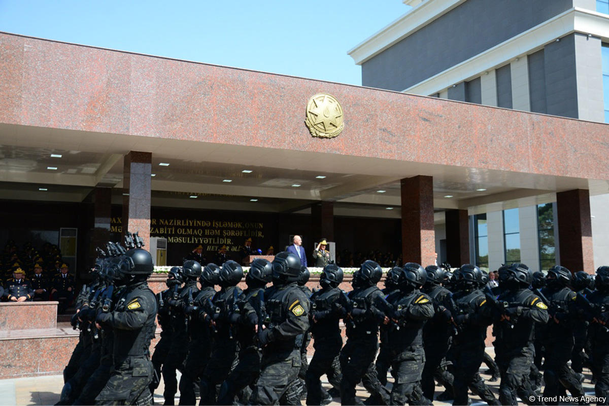Polisin yeni nəqliyyat texnikası nümayiş olundu (FOTO/VİDEO)