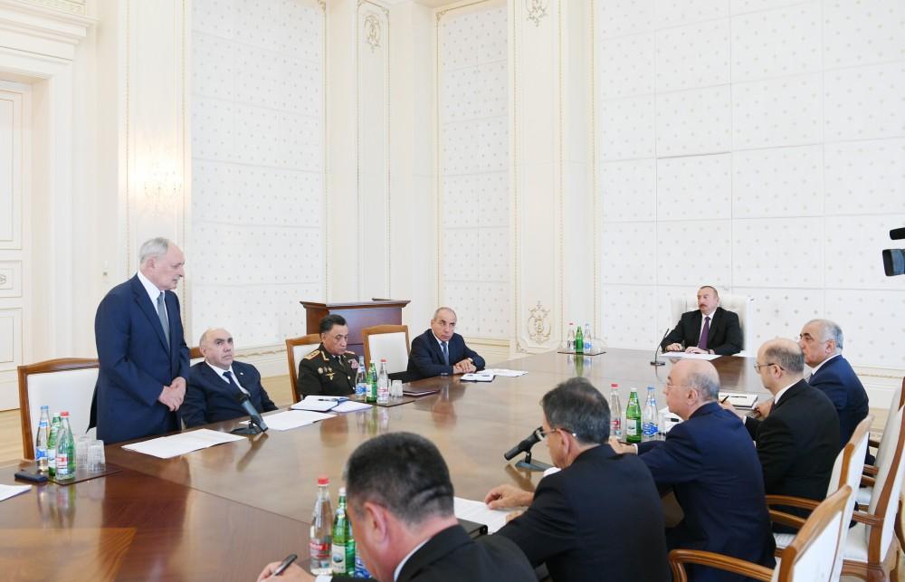 Prezident İlham Əliyevin yanında ölkənin enerji sistemində vəziyyətlə əlaqədar müşavirə keçirilib (FOTO) (YENİLƏNİB)