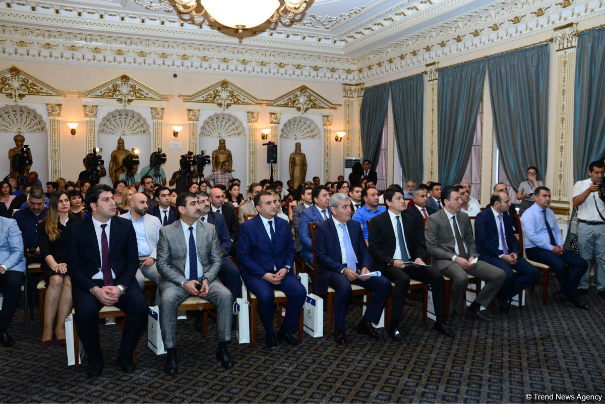 Fuad Muradov: Son iki ayda Diasporla İş üzrə Dövlət Komitəsində müəyyən işlər görülüb (FOTO)