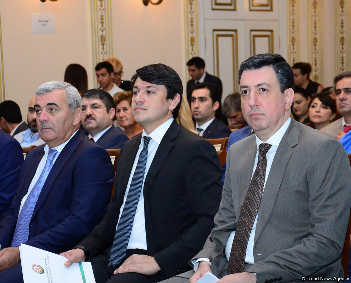 Fuad Muradov: Son iki ayda Diasporla İş üzrə Dövlət Komitəsində müəyyən işlər görülüb (FOTO)