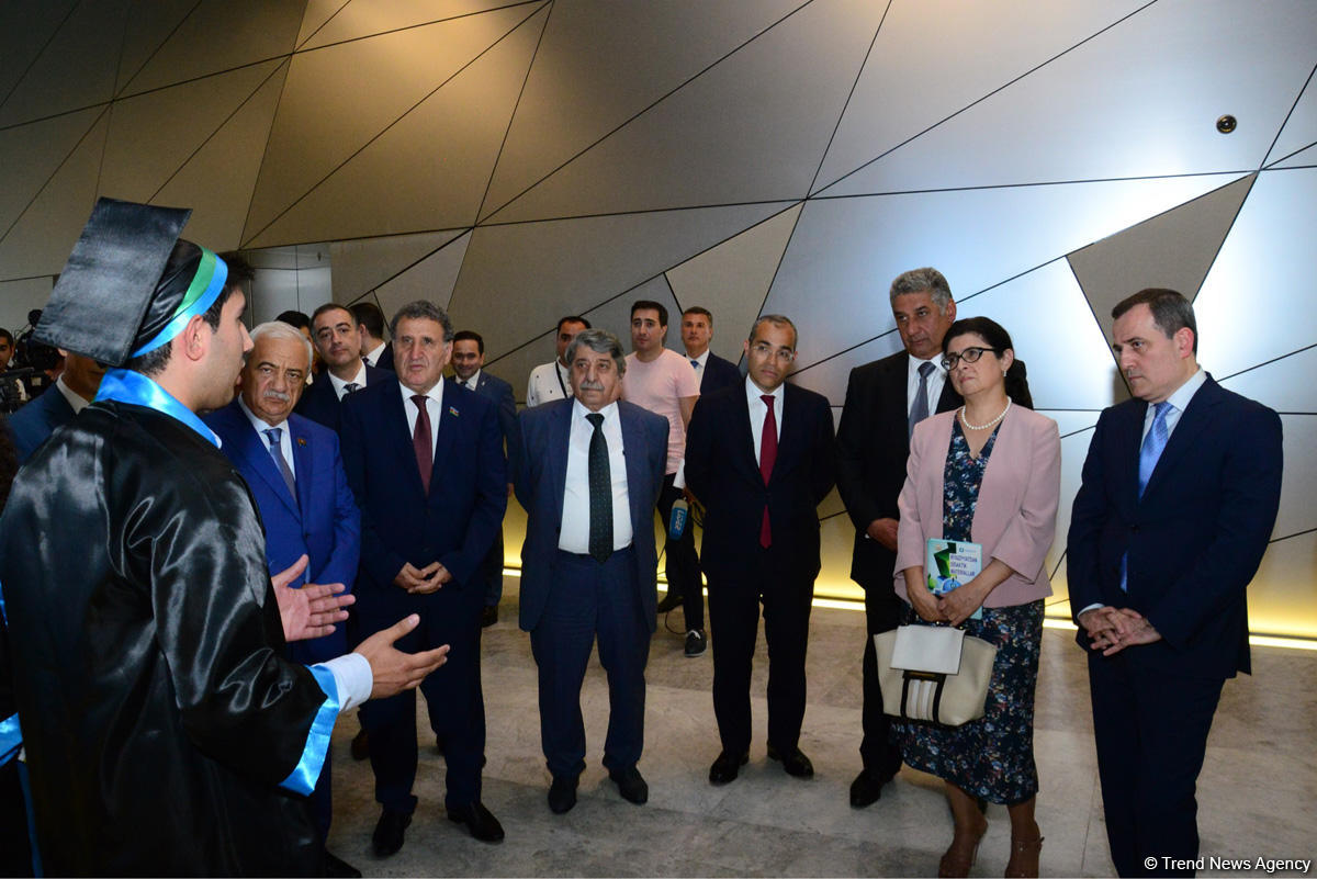 Bu gün Bakıda “SABAHın məzunu” mərasimi keçirilib (FOTO)