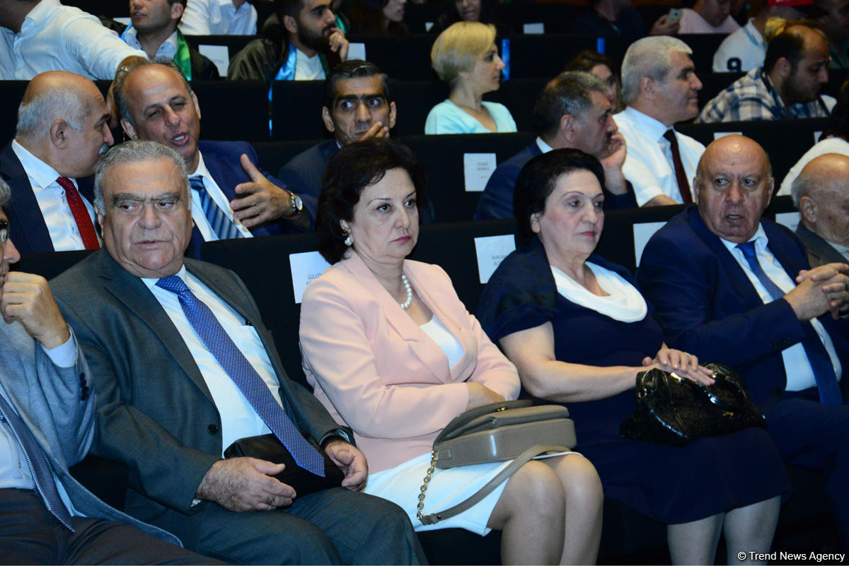 Bu gün Bakıda “SABAHın məzunu” mərasimi keçirilib (FOTO)