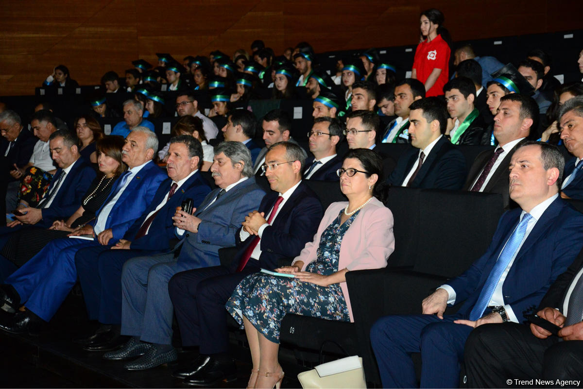 Bu gün Bakıda “SABAHın məzunu” mərasimi keçirilib (FOTO)