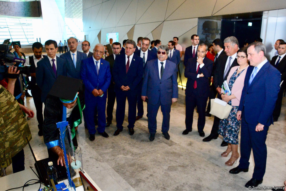 Bu gün Bakıda “SABAHın məzunu” mərasimi keçirilib (FOTO)
