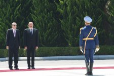 Azərbaycana səfərə gələn Türkiyə Prezidentinin rəsmi qarşılanma mərasimi olub (FOTO)