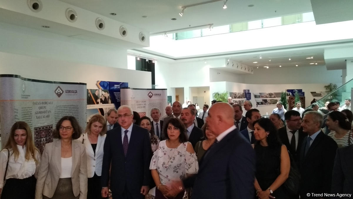 Niyazi Səfərov: Azərbaycan xalçaçılıq üçün xammal idxalından asılılığını azaldacaq (FOTO)