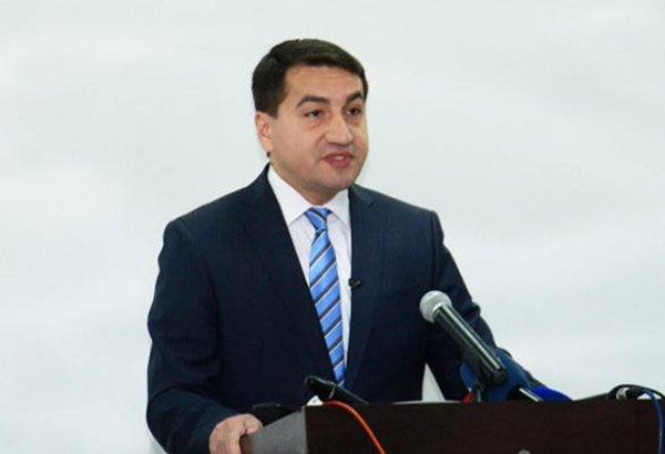 Hikmət Hacıyev: Azərbaycanın xarici ölkələrdə diplomatik nümayəndəliklərinin sayı artır