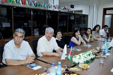 Bilik Fondunda “Ekran və efirdə ədəbi dil normaları” toplusunun təqdimatı keçirilib (FOTO)