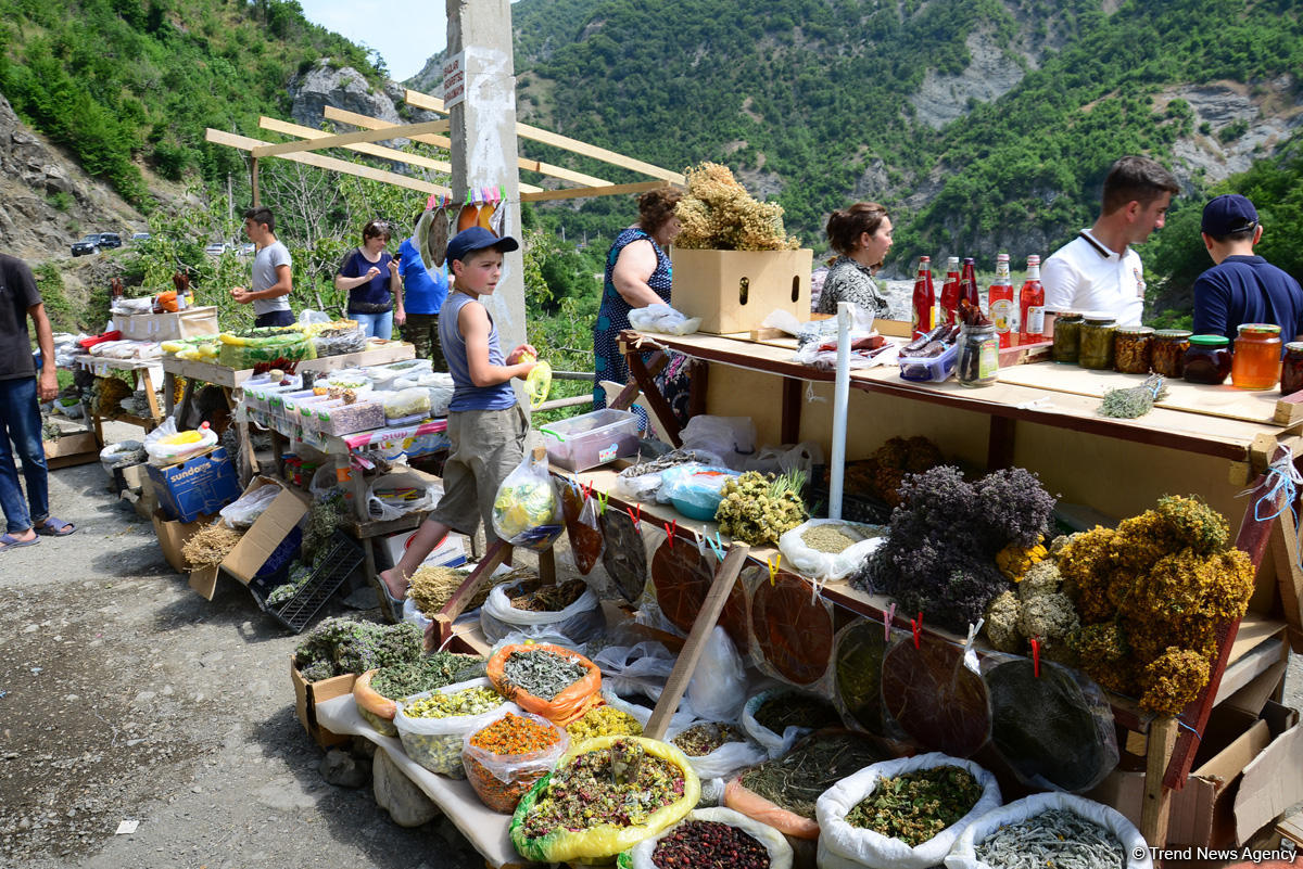 Lahıc – turistlərin sevimli məkanı (FOTOREPORTAJ)
