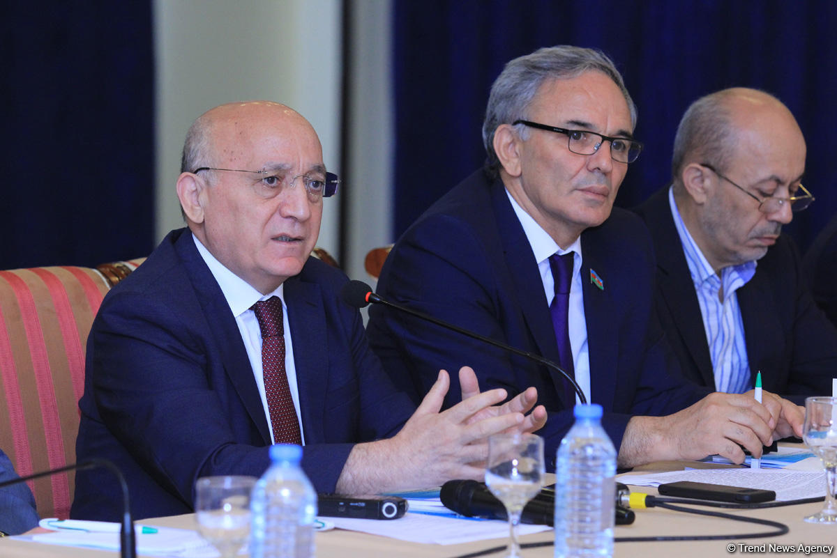 DQİDK və Mətbuat Şurasının birgə təşkilatçılığı ilə “Media: Dini radikalizmlə mübarizə” adlı konfrans keçirilib (FOTO)