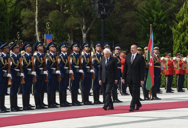İtaliya Prezidenti Sercio Mattarellanın rəsmi qarşılanma mərasimi olub (FOTO)