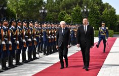 İtaliya Prezidenti Sercio Mattarellanın rəsmi qarşılanma mərasimi olub (FOTO)