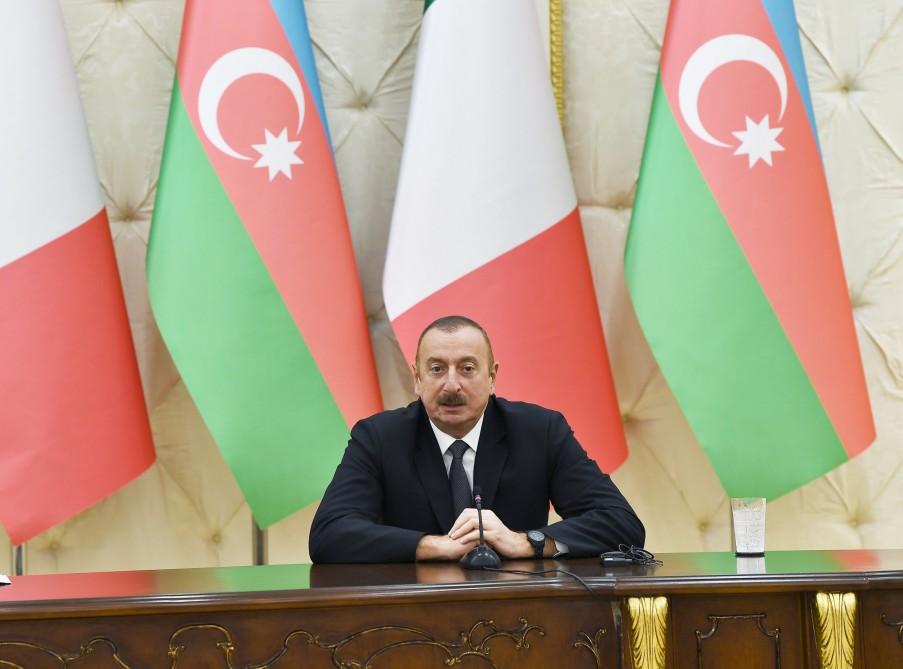 Azərbaycan və İtaliya prezidentləri mətbuata bəyanatlarla çıxış ediblər (YENİLƏNİB) (FOTO)