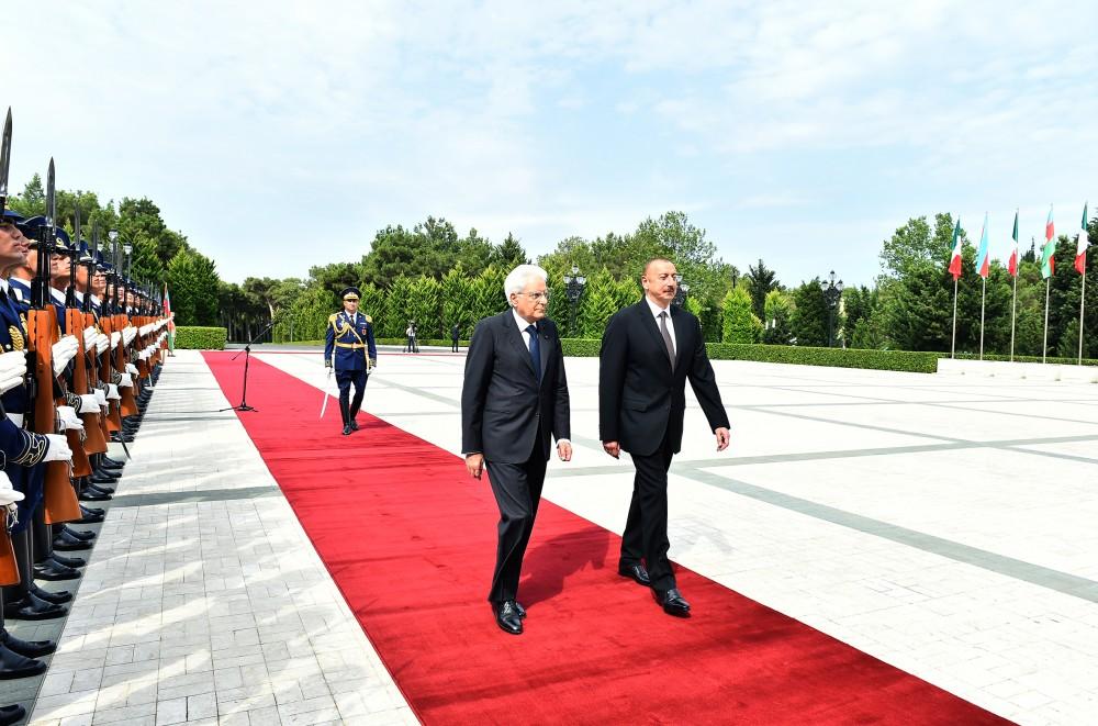 İtaliya Prezidenti Sercio Mattarellanın rəsmi qarşılanma mərasimi olub (FOTO)