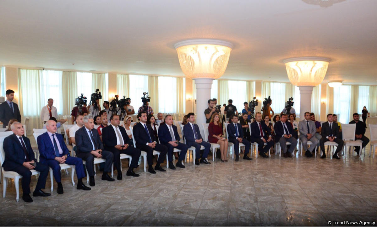 Dövlət Reklam Agentliyi gördüyü işləri açıqladı (FOTO)