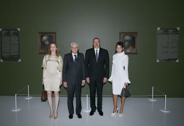 Prezident İlham Əliyev, xanımı və İtaliya Prezidenti Heydər Əliyev Mərkəzində Şah İsmayıl Xətaiyə həsr edilmiş sərgi ilə tanış olublar (FOTO)