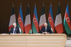 Azərbaycan və İtaliya prezidentləri Bakıda biznes forumda iştirak ediblər (FOTO) (YENİLƏNİB)