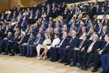 Azərbaycan və İtaliya prezidentləri Bakıda biznes forumda iştirak ediblər (FOTO) (YENİLƏNİB)