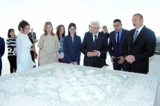 Prezident İlham Əliyev, xanımı və İtaliya Prezidenti Heydər Əliyev Mərkəzində Şah İsmayıl Xətaiyə həsr edilmiş sərgi ilə tanış olublar (FOTO)