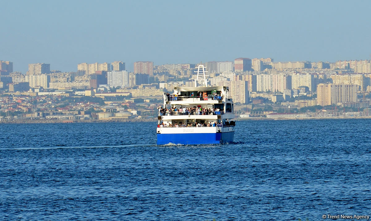 Bakının buxtadan görüntüləri (FOTO)
