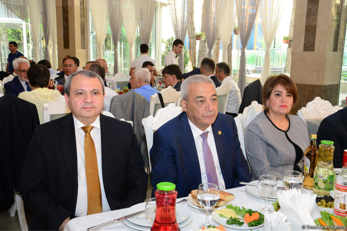 Əli Həsənov: Bu gün Azərbaycan mediasının qabaqcıl nümunələri dünyanın istənilən media məkanında rəqabət aparmaq qabiliyyətinə malikdir (FOTO)