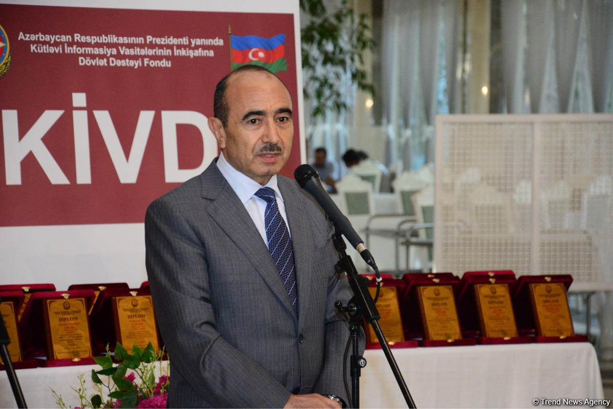 Əli Həsənov: Bu gün Azərbaycan mediasının qabaqcıl nümunələri dünyanın istənilən media məkanında rəqabət aparmaq qabiliyyətinə malikdir (FOTO)