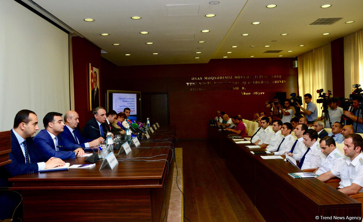 Kamran Əliyev: Prokurorluq orqanları korrupsiya ilə mübarizəni öz fəaliyyətinin başlıca xətti kimi müəyyən edib (FOTO)