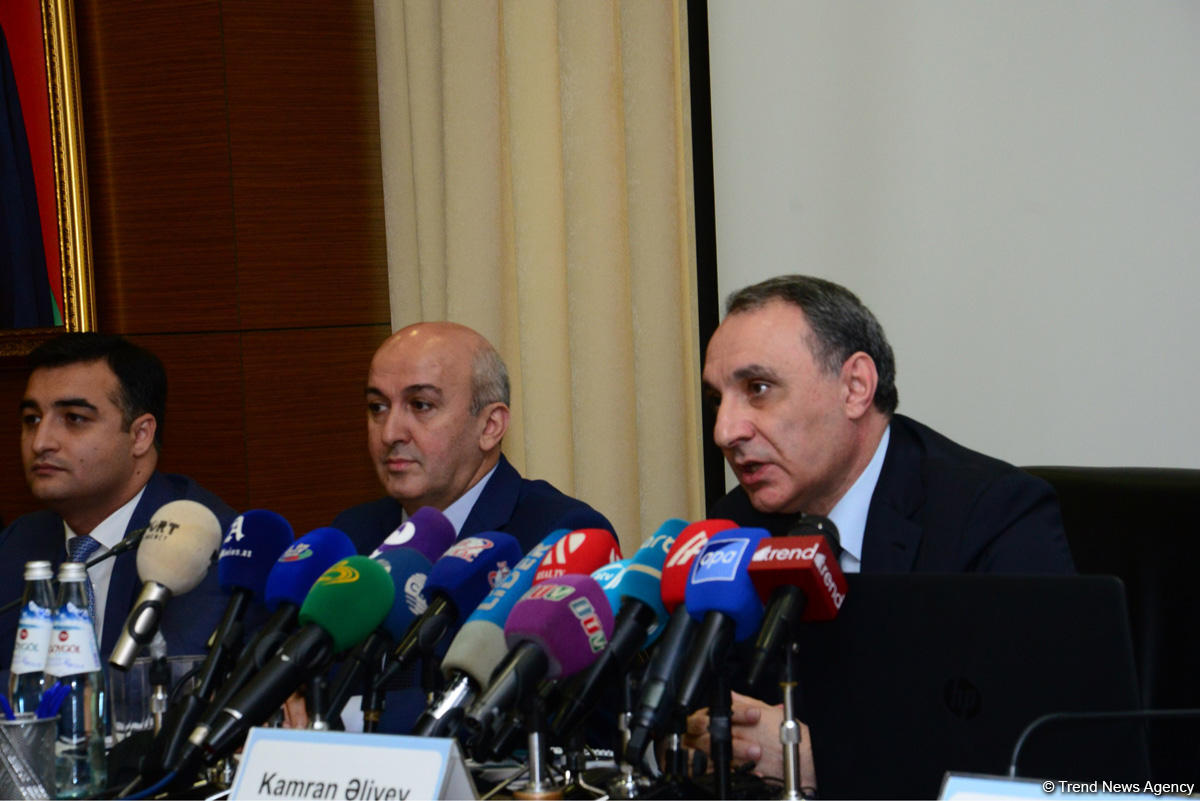 Kamran Əliyev: Prokurorluq orqanları korrupsiya ilə mübarizəni öz fəaliyyətinin başlıca xətti kimi müəyyən edib (FOTO)