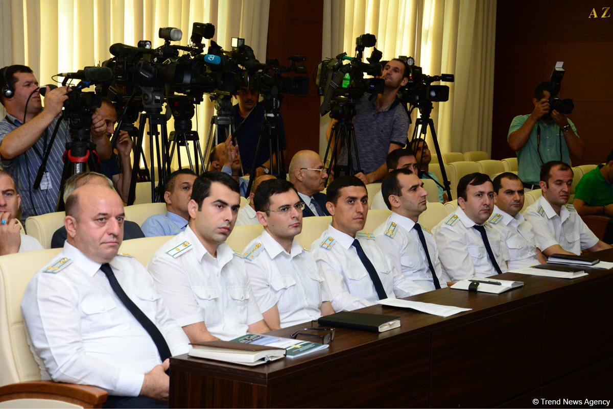 Kamran Əliyev: Prokurorluq orqanları korrupsiya ilə mübarizəni öz fəaliyyətinin başlıca xətti kimi müəyyən edib (FOTO)