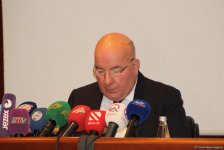 Mərkəzi Bank faiz dərəcəsini dəyişməz saxladı (FOTO) (YENİLƏNİB)