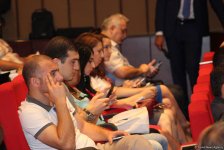 Mərkəzi Bank faiz dərəcəsini dəyişməz saxladı (FOTO) (YENİLƏNİB)