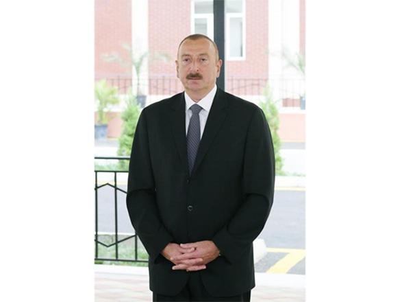 Prezident İlham Əliyev: Ehtiyac içində yaşayan 500-ə yaxın insan ilin sonuna qədər mənzillərlə təmin ediləcək