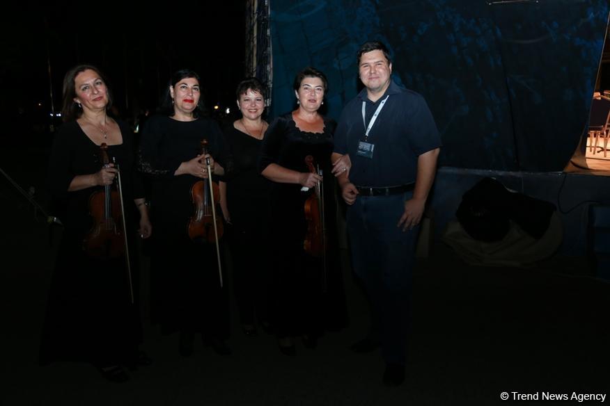 X Qəbələ Beynəlxalq Musiqi Festivalının təntənəli açılış mərasimi olub (FOTO)
