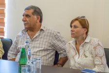 “Narimanfilm” kinostudiyası incəsənət, mədəniyyət və mətbuat nümayəndələrini mükafatlandırıb (FOTO)