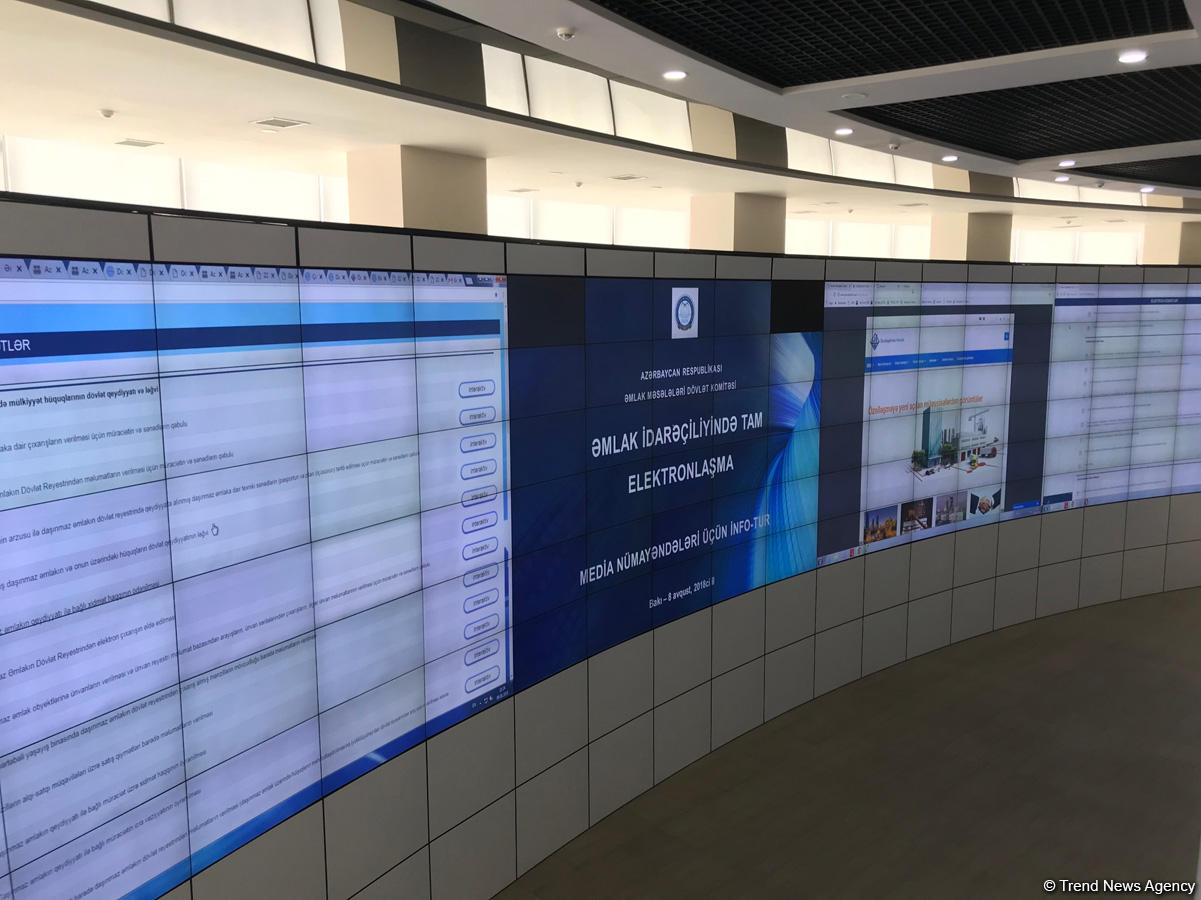 Əmlak idarəçiliyində tam elektronlaşma: media nümayəndələri üçün bu sahədə info-tur təşkil edilib (FOTO)