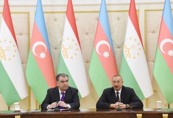 Azərbaycan və Tacikistan prezidentləri mətbuata bəyanatlarla çıxış ediblər (FOTO) (YENİLƏNİB)
