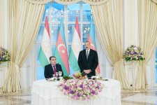 Tacikistan Prezidenti Emoməli Rəhmonun şərəfinə rəsmi ziyafət verilib (FOTO) (YENİLƏNİB)