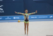 Bədii gimnastika üzrə Azərbaycan çempionatı və Bakı birinciliyi start götürüb (FOTO)
