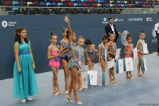 Bədii gimnastika üzrə Azərbaycan çempionatında mükafatlandırma mərasimi keçirilib (FOTO)