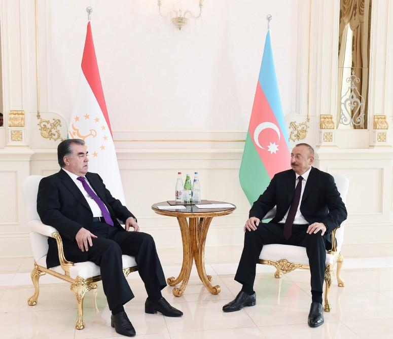 Prezident İlham Əliyev: Azərbaycan və Tacikistan arasında əməkdaşlığı gücləndirmək üçün yaxşı zəmin var  (FOTO) (YENİLƏNİB)