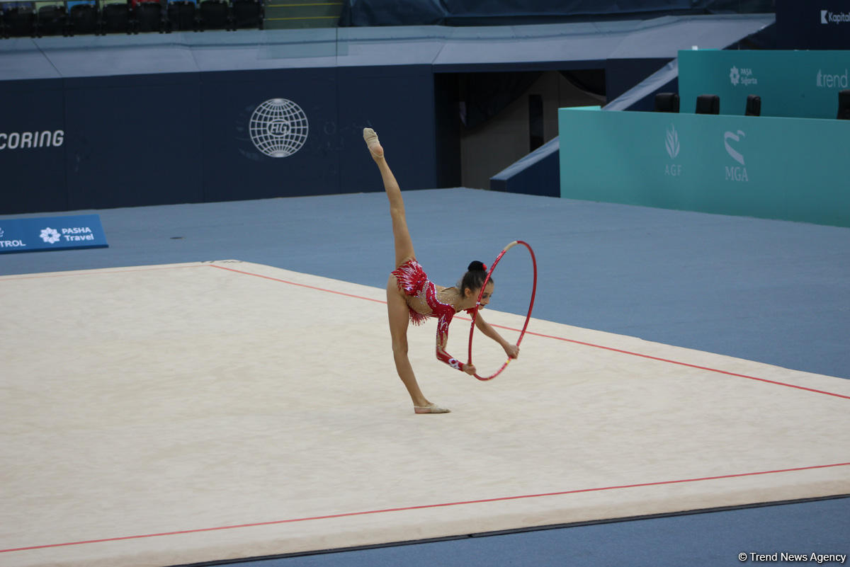 Bədii gimnastika üzrə Azərbaycan çempionatı və Bakı birinciliyi start götürüb (FOTO)