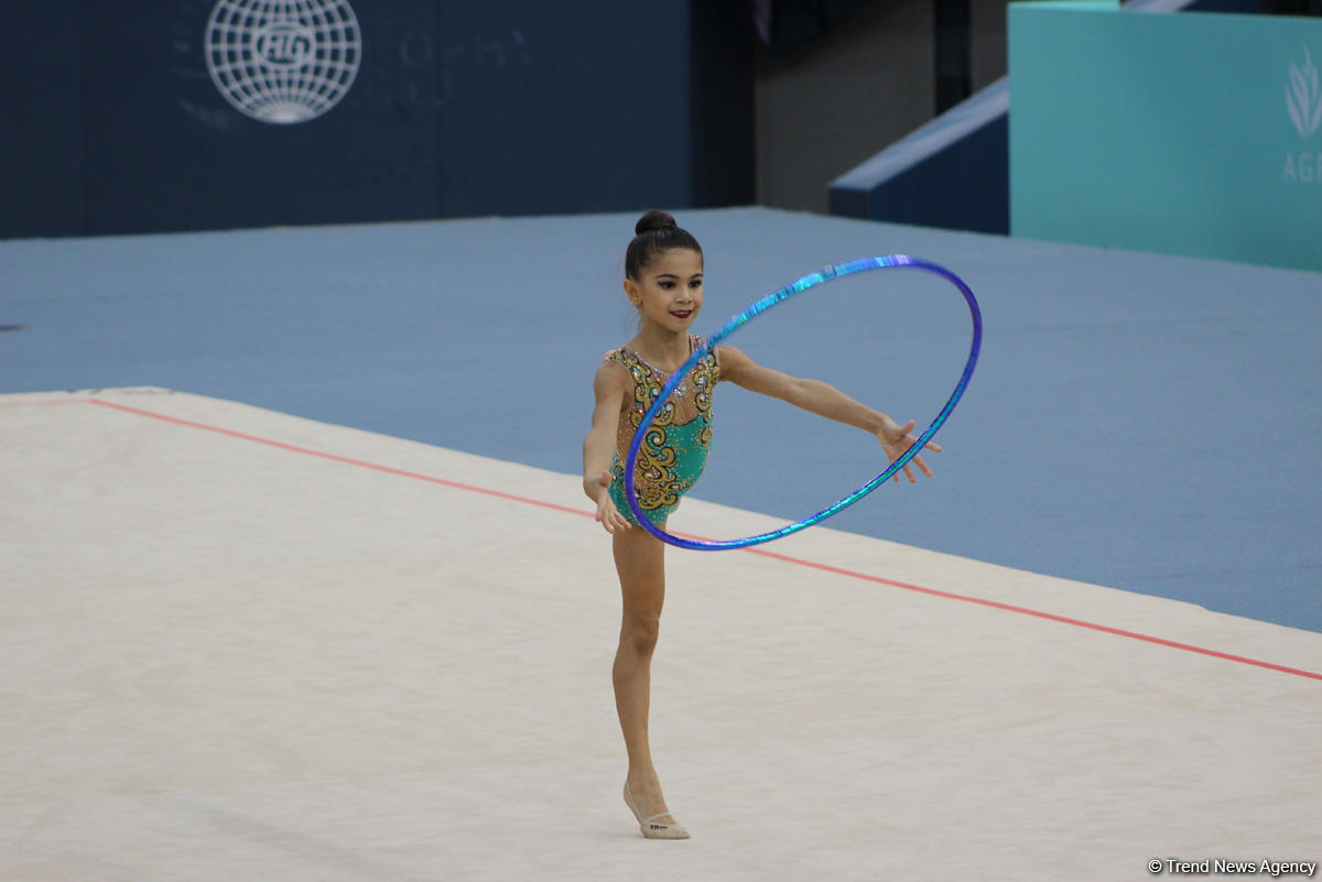 Bədii gimnastika üzrə Azərbaycan çempionatı və Bakı birinciliyi start götürüb (FOTO)