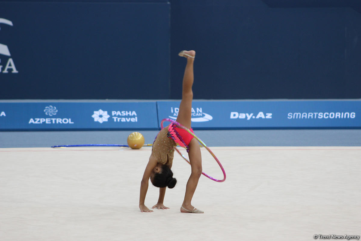 Bədii gimnastika üzrə Azərbaycan çempionatı və Bakı birinciliyi start götürüb (FOTO)