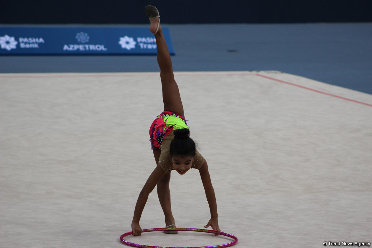 Bədii gimnastika üzrə Azərbaycan çempionatı və Bakı birinciliyi start götürüb (FOTO)