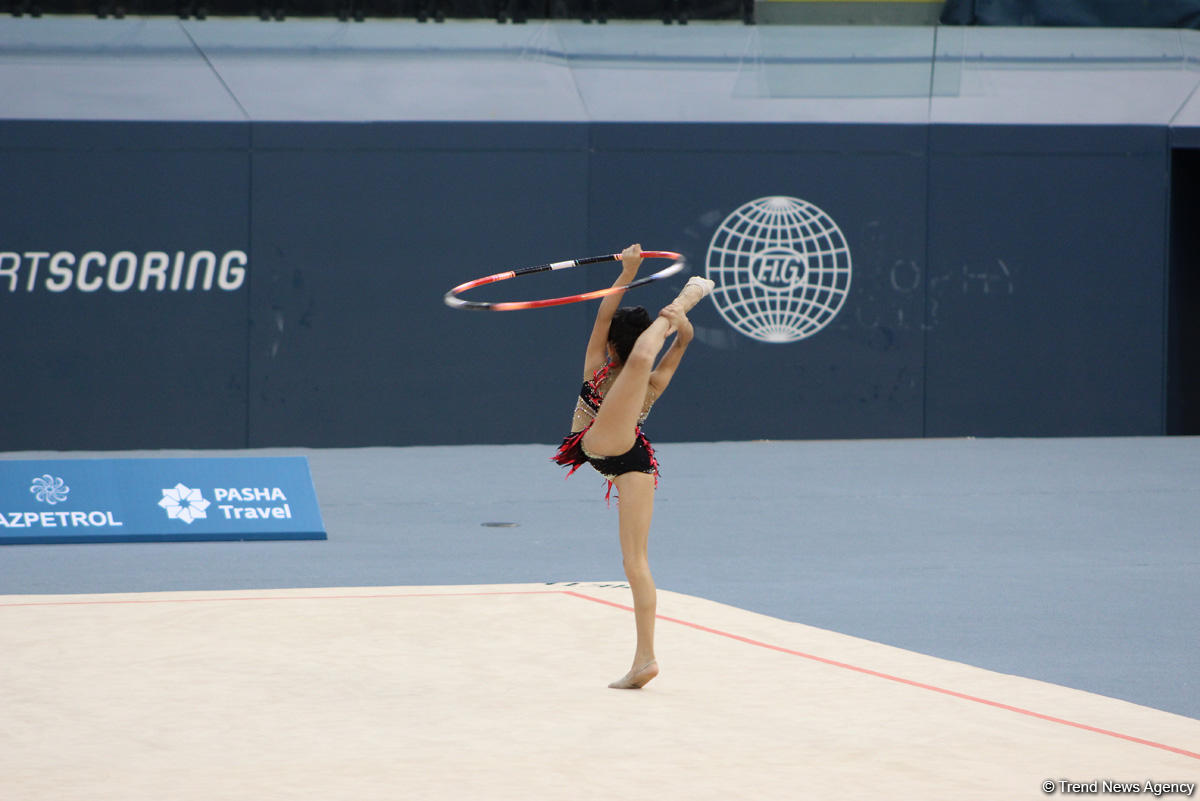Bədii gimnastika üzrə Azərbaycan çempionatı və Bakı birinciliyi start götürüb (FOTO)