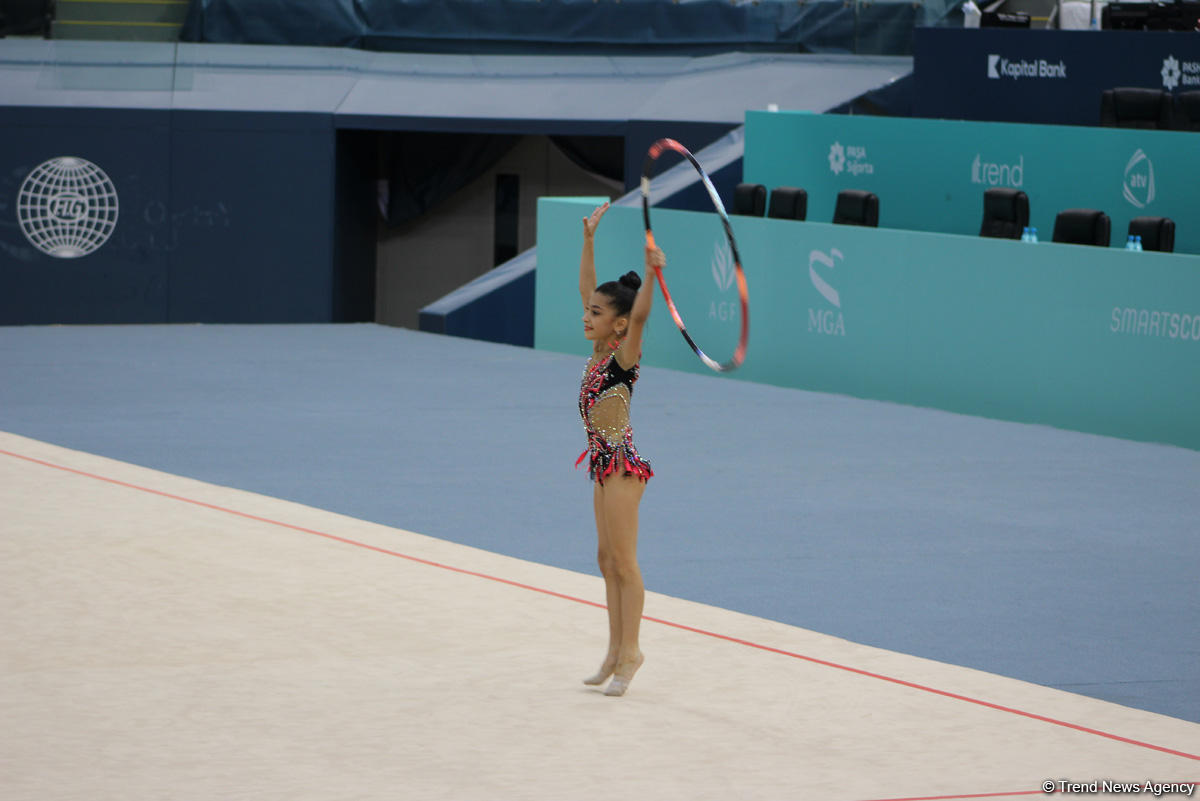 Bədii gimnastika üzrə Azərbaycan çempionatı və Bakı birinciliyi start götürüb (FOTO)