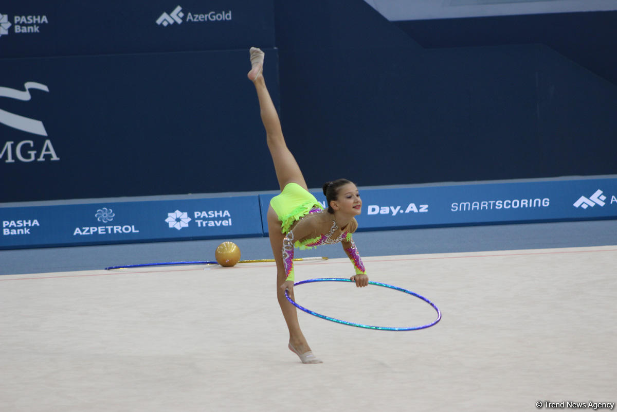 Bədii gimnastika üzrə Azərbaycan çempionatı və Bakı birinciliyi start götürüb (FOTO)